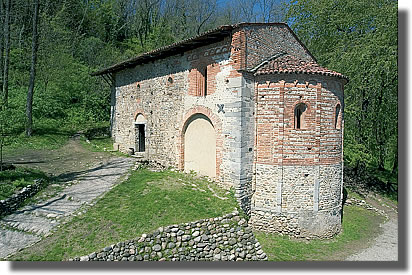 Church of S. Maria. Apse and southern side